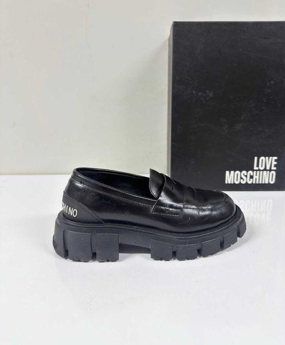 Запазени Кожени лоуфъри LOVE MOSCHINO Chunky Sole (Черни) - Размер 36 (23 см стелка)