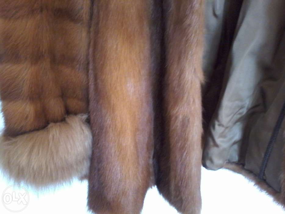 OFERTA !Haina nurca ( vizon )cu garnitura vulpe polara