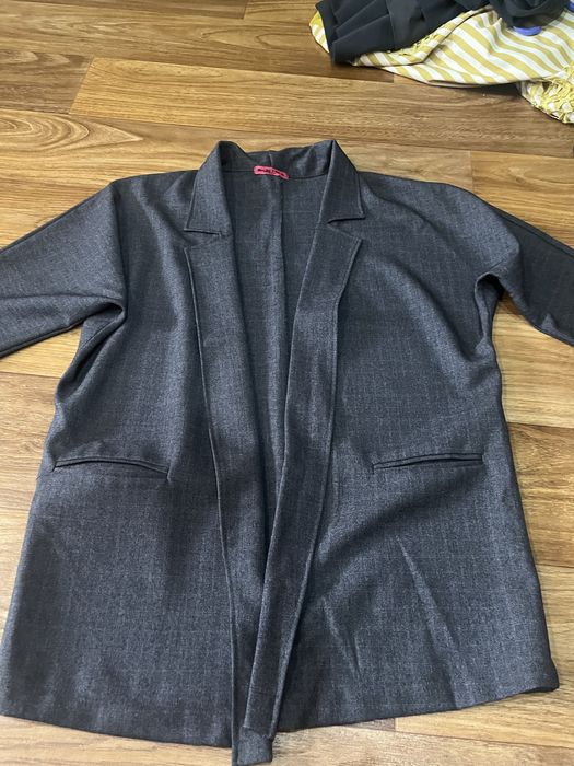 Продам костюм размер 46-48