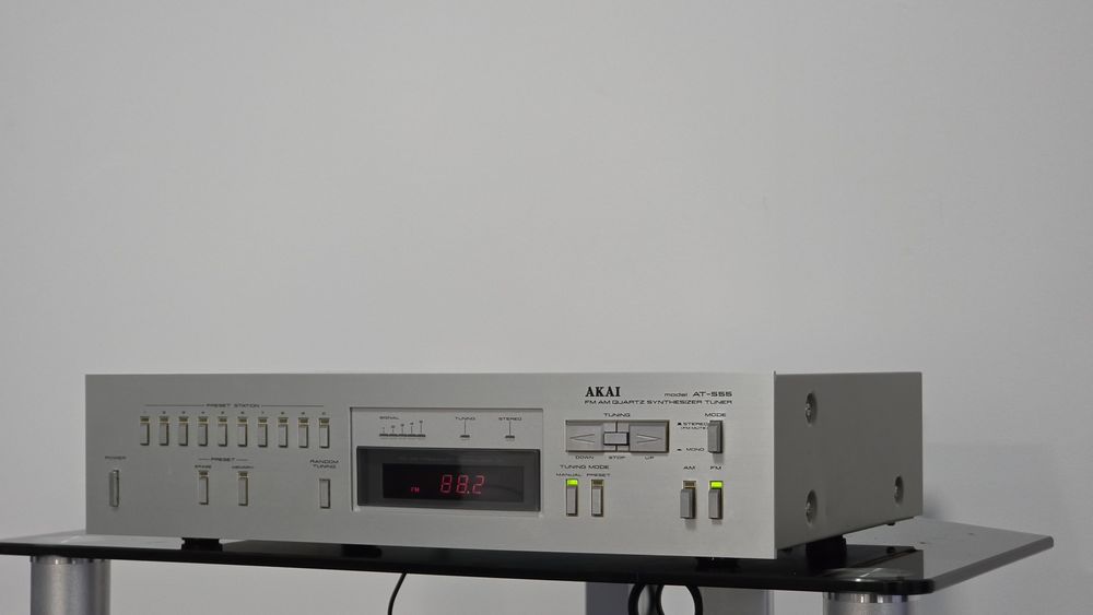 Tuner stereo Akai AT-S55