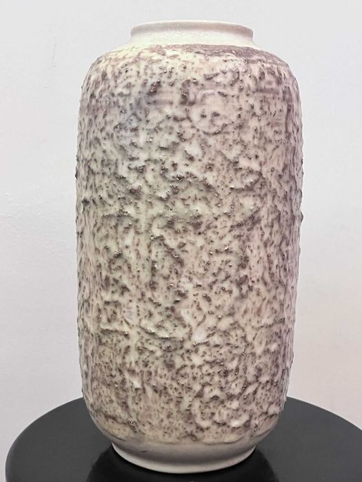 Piesa veche anii 70 an est germania VEB HALDENSLEBEN bibelouri bibelou