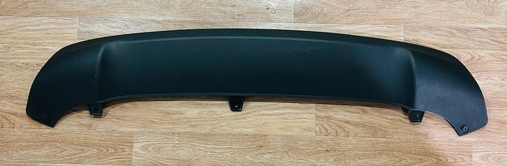 Продам задний бампер