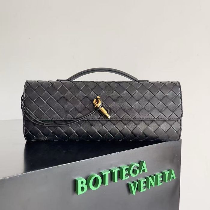 Чанта BottegaVeneta Andiamo Clutch