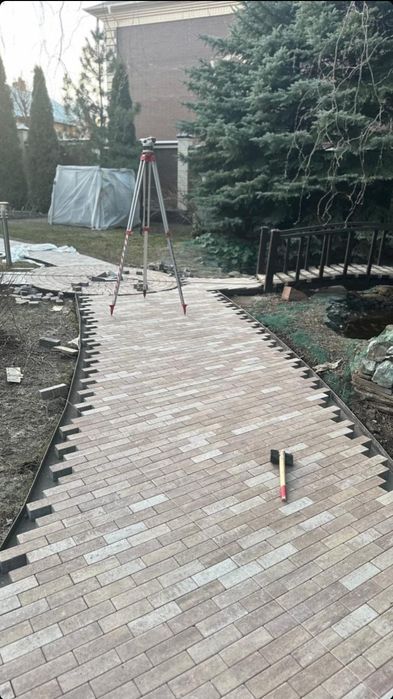 Укладка брусчатки