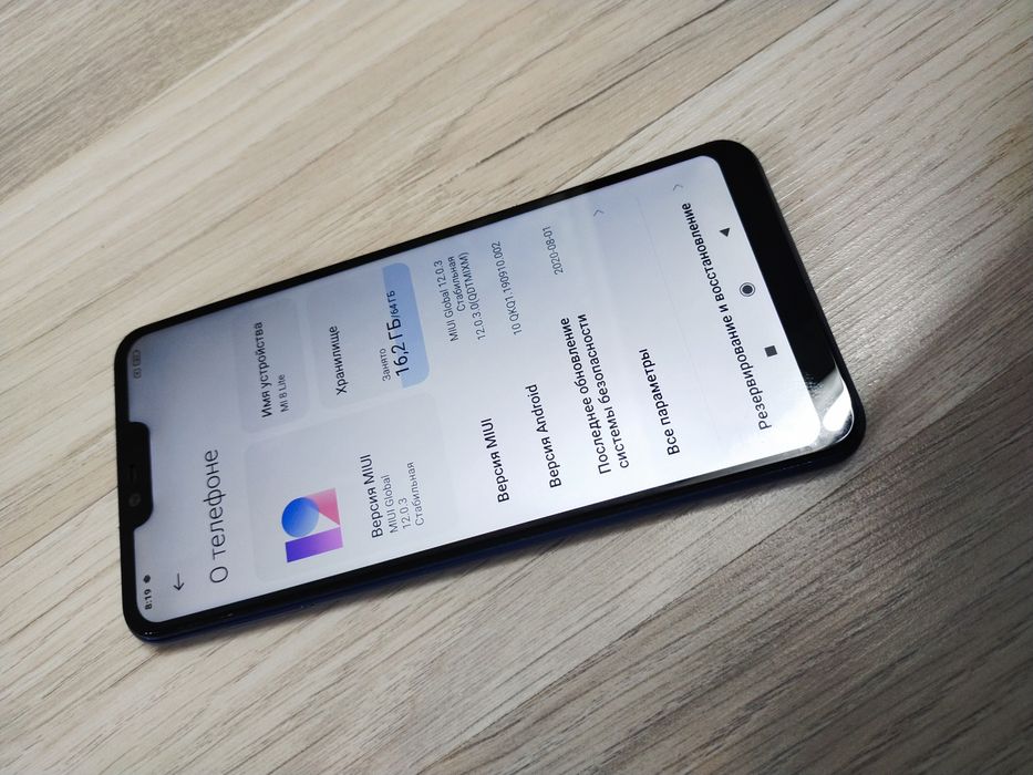Mi 8 lite 4/64 холати яхши