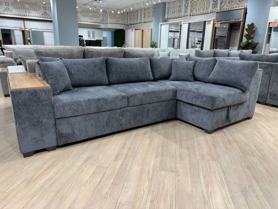 Мягкий мебель для гостиной!