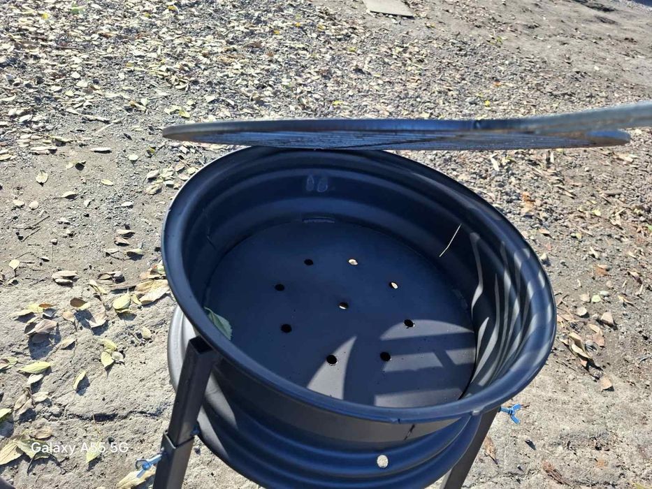 Барбекю от джанта с разглобяеми крака