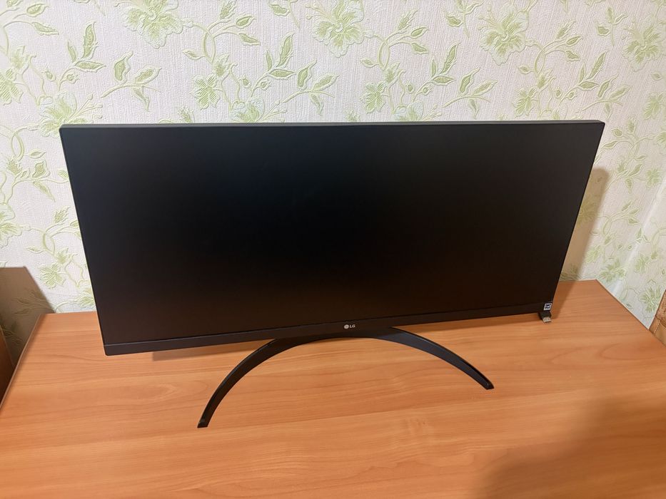 Монитор LG на 29 дюймов
