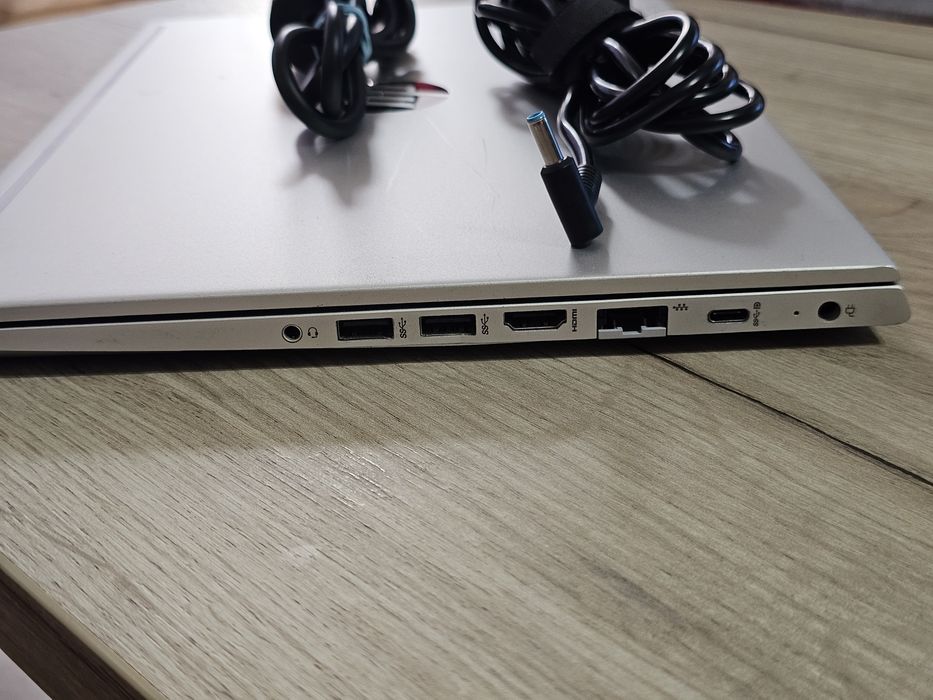 Laptop Hp ProBook 440 G6 - i5-8265U/ Ssd 256 / 8gb  Ram