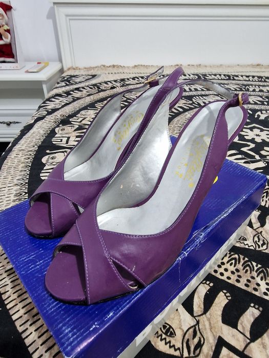 Pantofi dama marimea 40