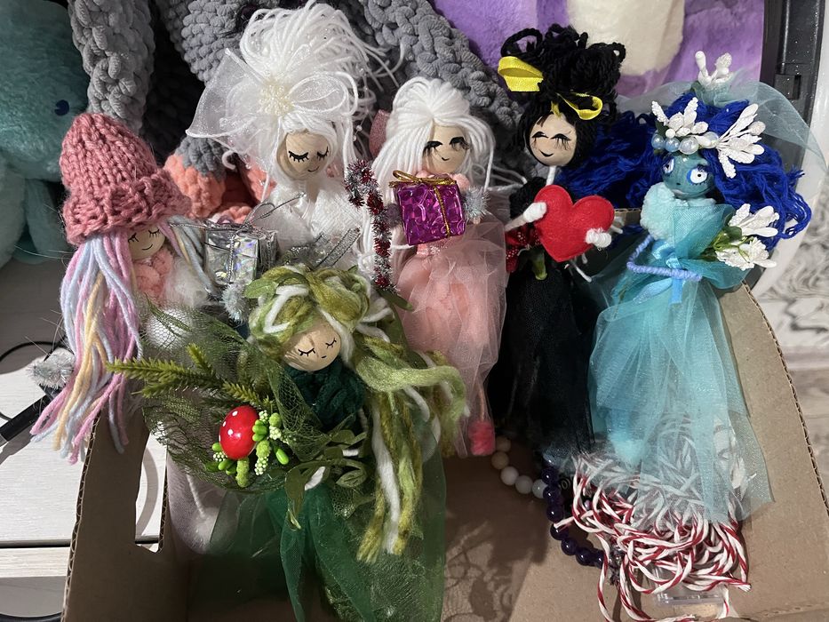 Продам кукол ручной работьі