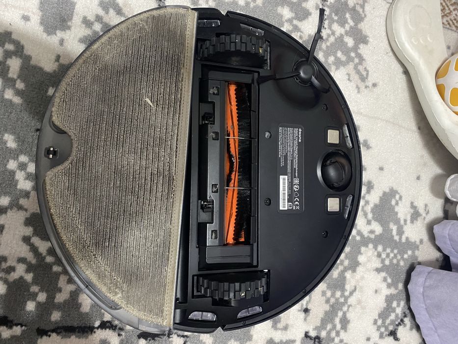 Робот пылесос продам