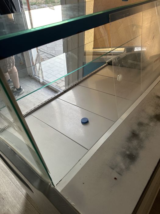 Витринный холодильник