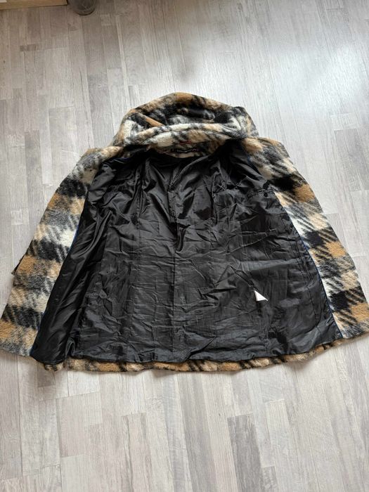 Многоцветно дамско палто