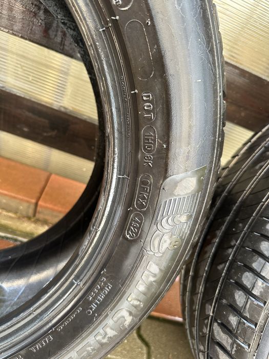 Vand anvelope Michelin 225 55 17 vara