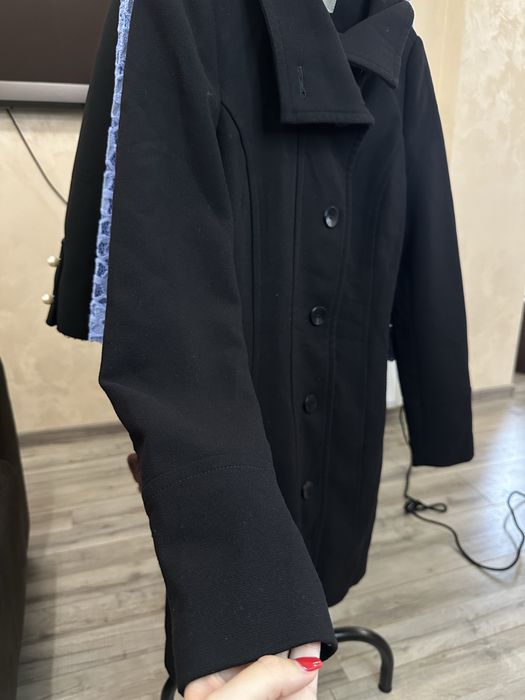 Стилно черно палто Orsay