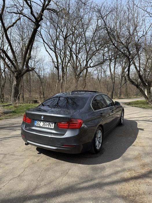 BMW SERIA 3 F30 320D Luxury