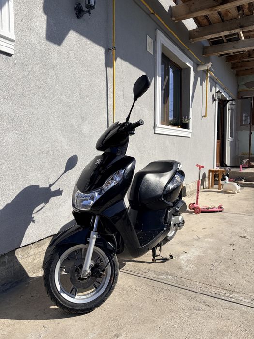 Scuter Peugeot Kisbee