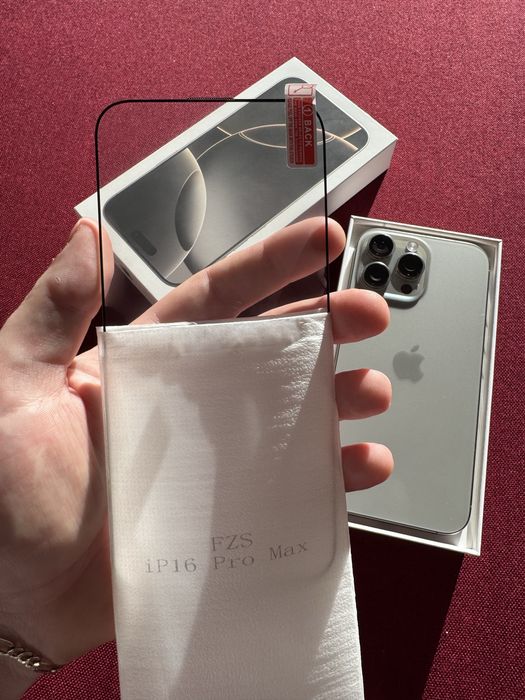 iPhone 16 Pro Max | 256 gb | Natural Titanium | Baterie 100%