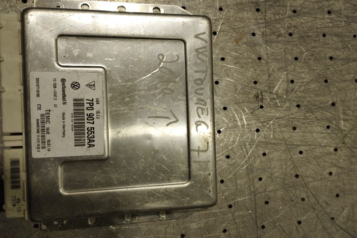 Calculator suspensie 7P0 907 553AA Volkswagen VW Touareg generatia 1