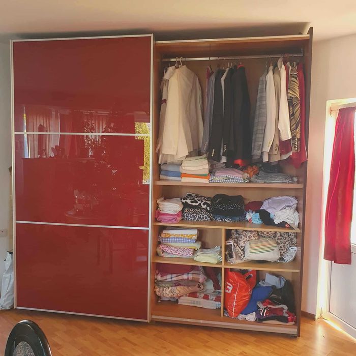 Dulap dressing rosu visiniu 3000 ron