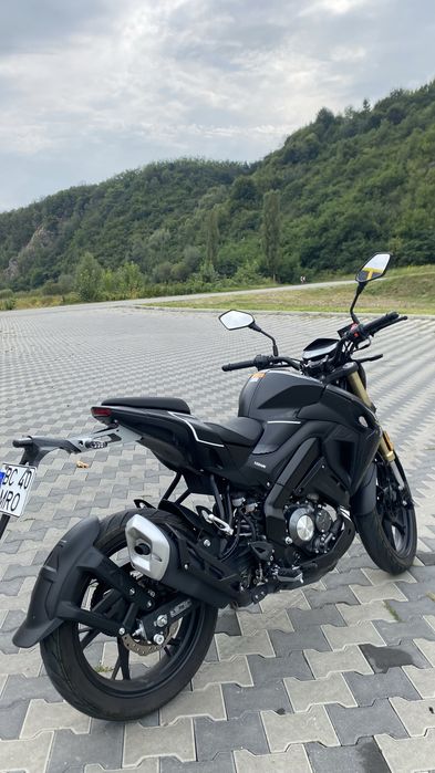 Motocicleta A1 Keeway Rkf 125 an 2025