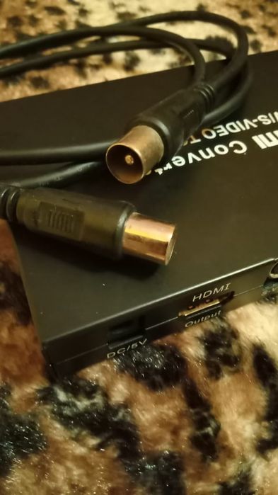 Конвертер и кабеля.листайте фото