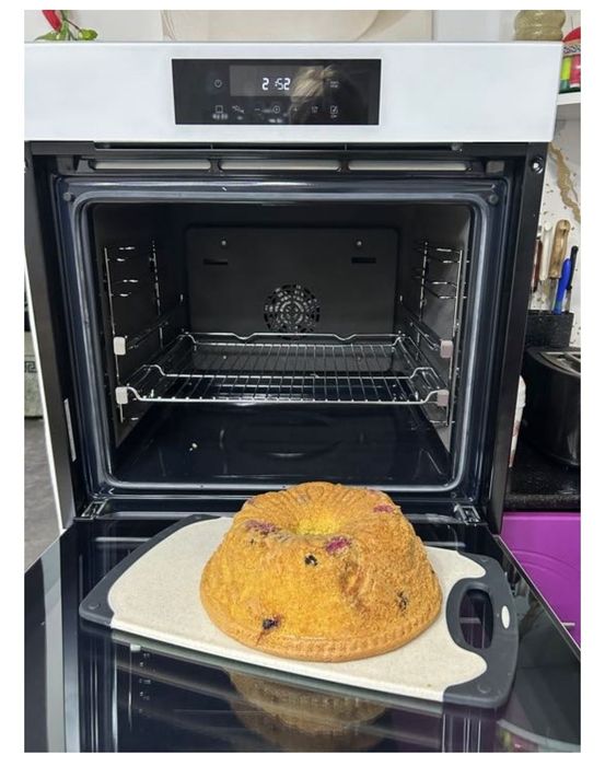 Продаётся Духовка Bosh