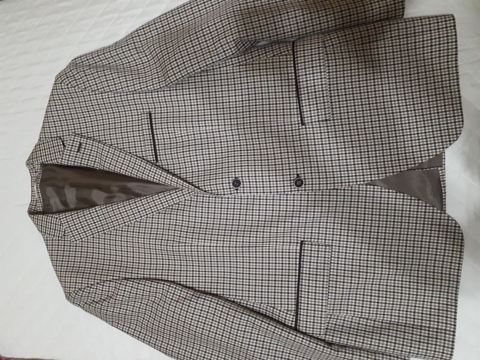 Костюм стильный !