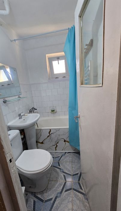 Închiriez garsoniera mobilata cartier Valea Rosie