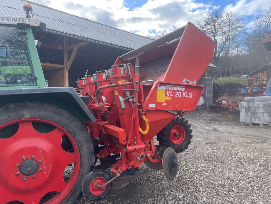 Mașină plantat cartofi Grimme