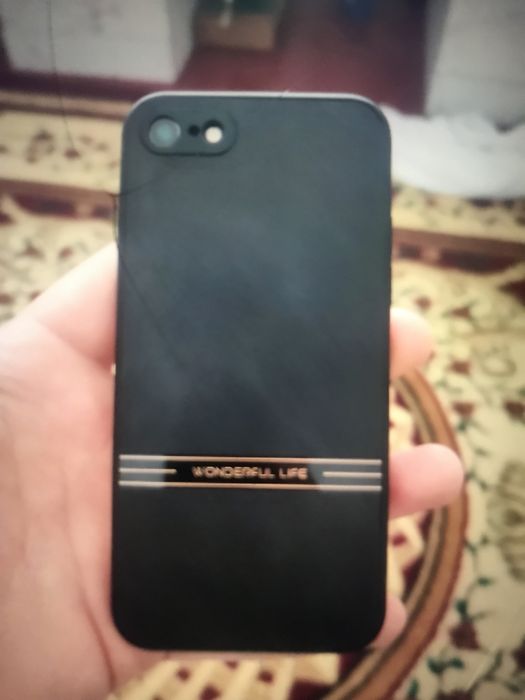 Аифон 7 128гб трешшина жок