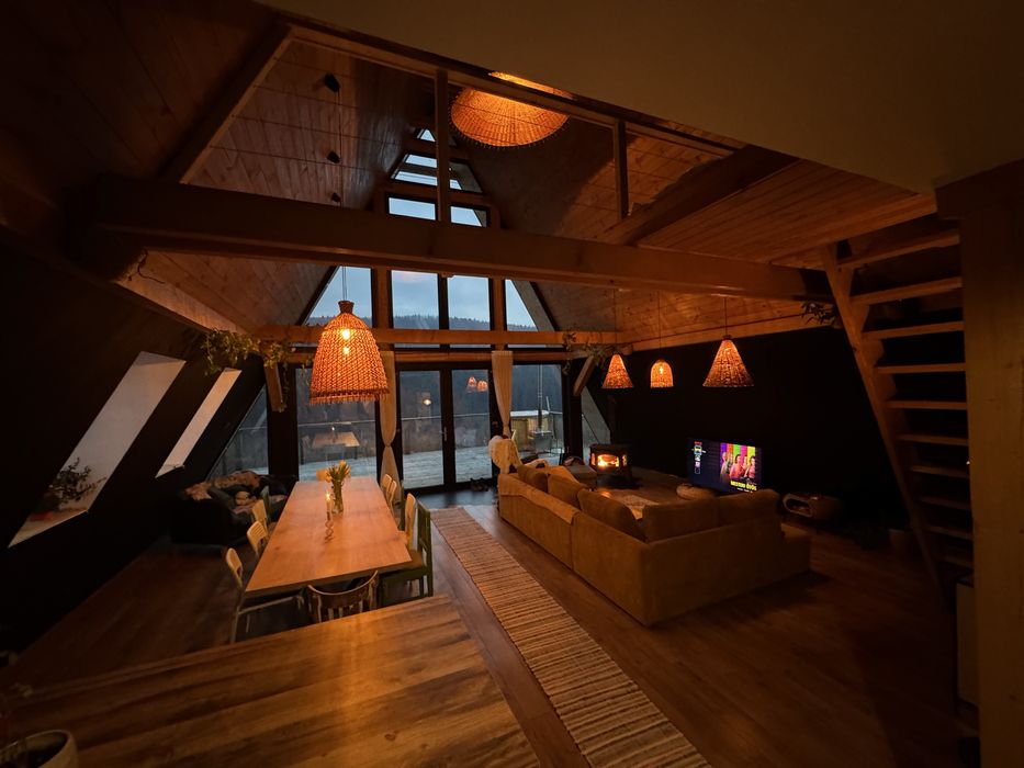 Inchiriez casa A frame “Orion”