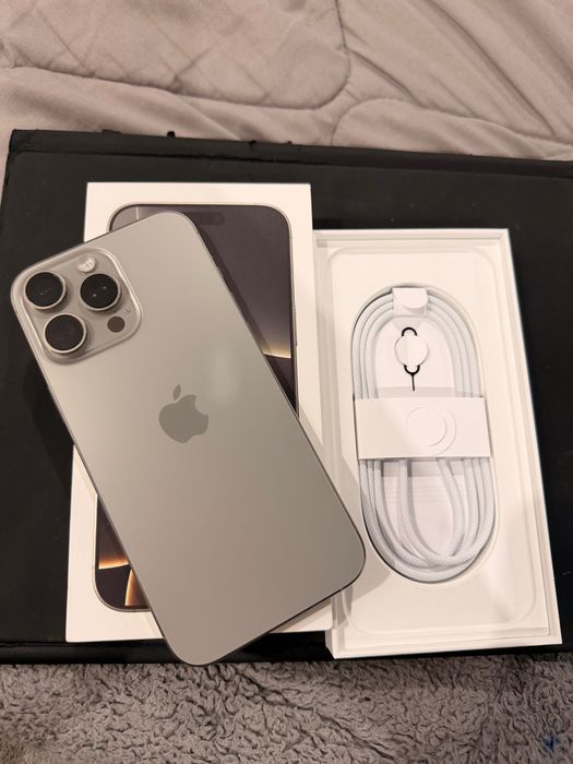 iPhone 16 Pro Max 256gb