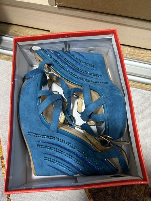 Босоножка 38 размер