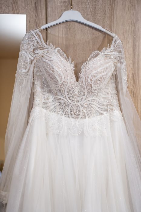 Rochie mireasa tip printesa