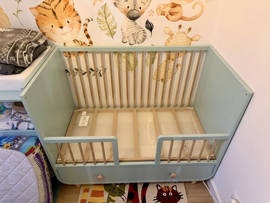 Set complet masa de infasat si patut turcoaz Ikea