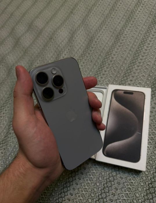 Айфон 15 про без ремонта