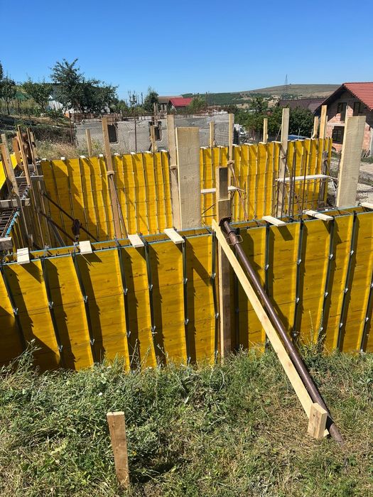 Închiriere cofraje doka popii metalici grinda h20