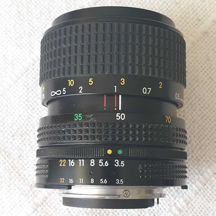 Nikon Zoom-Nikkor 35–70mm f/3.5–4.8 + filtru Kenko MC UV370 Slim 52mm
