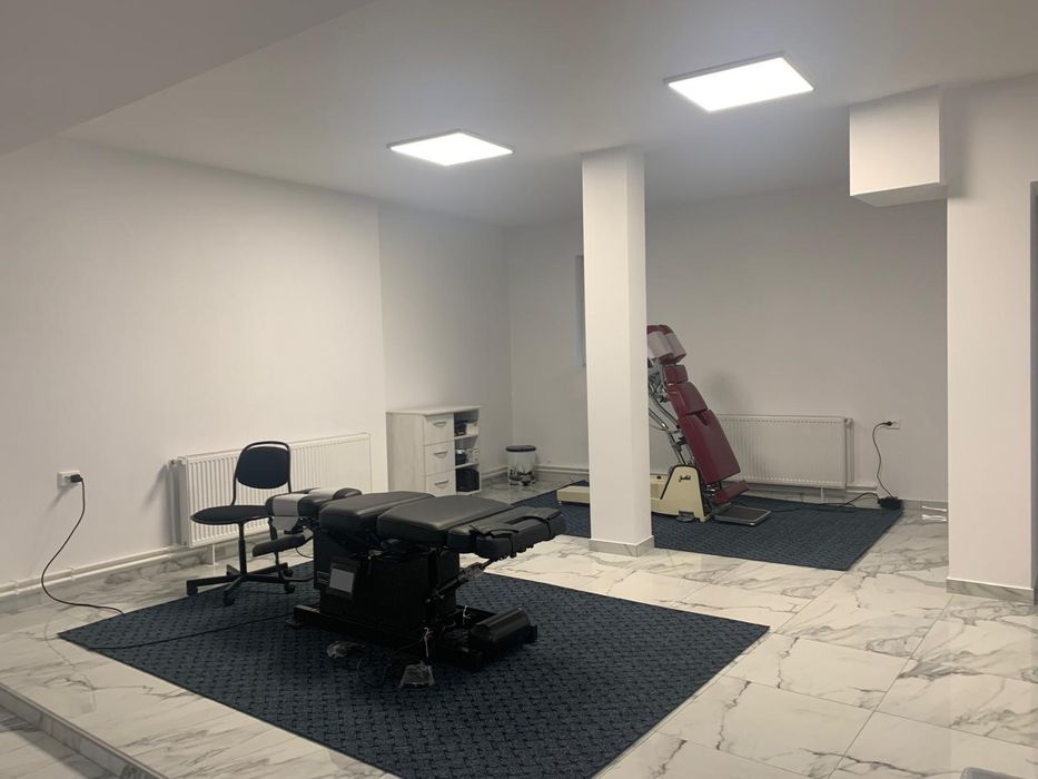 Închiriere spațiu comercial
