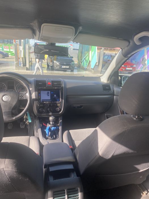VW Golf 5 2.0 SDI • 2005 • Pilot automat • Încălzire scaune • CarPlay • Cameră