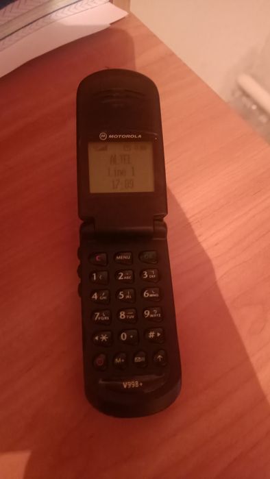 Моторолла ұялы телефоны