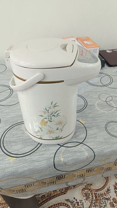 Продам электро чайник