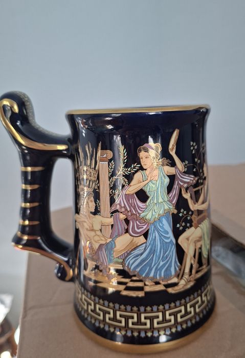 Halbă din ceramica