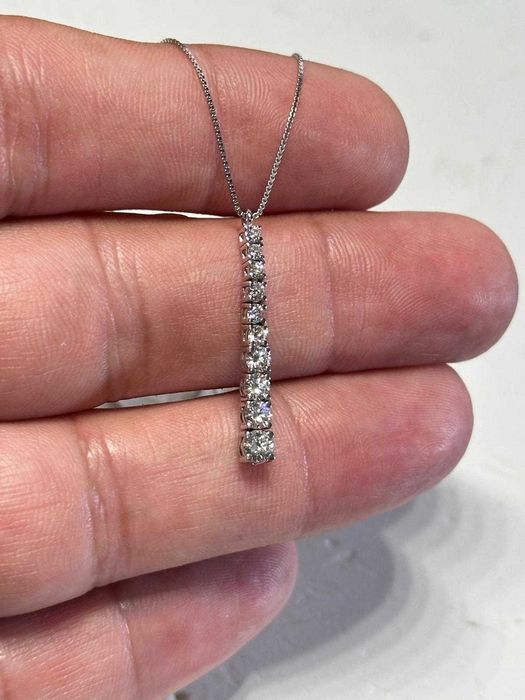 LANT + PANDANTIV AUR alb 18K + 10 Diamante = 0.72CT - VS1 - G - Deosebit !