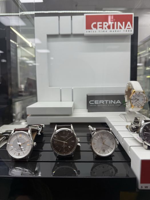 Наручные часы Certina