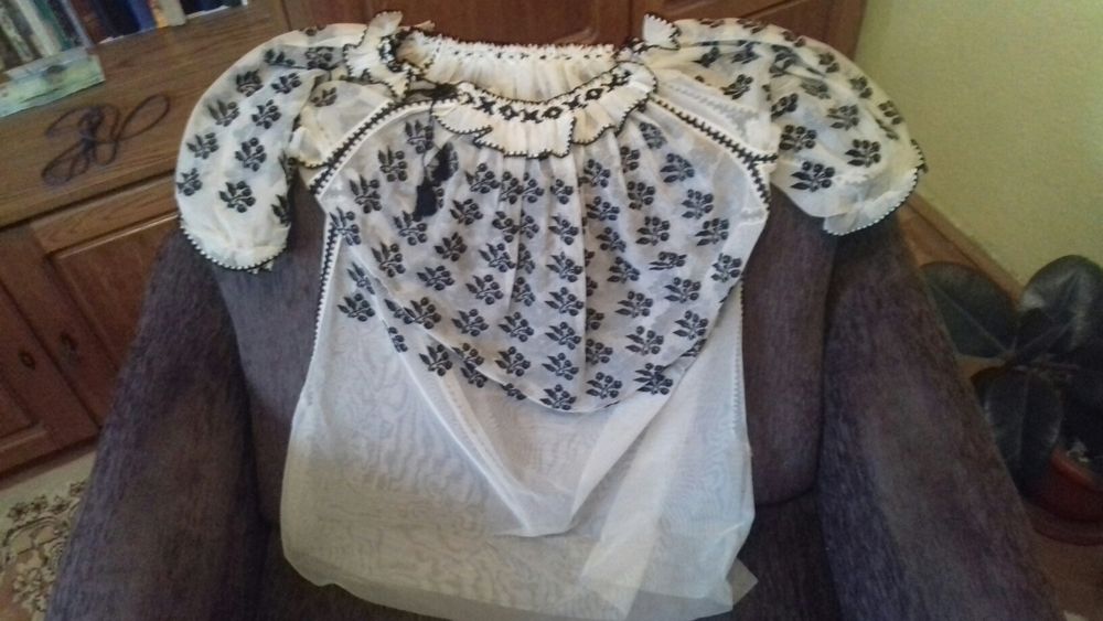 Bluza in cusuta manual