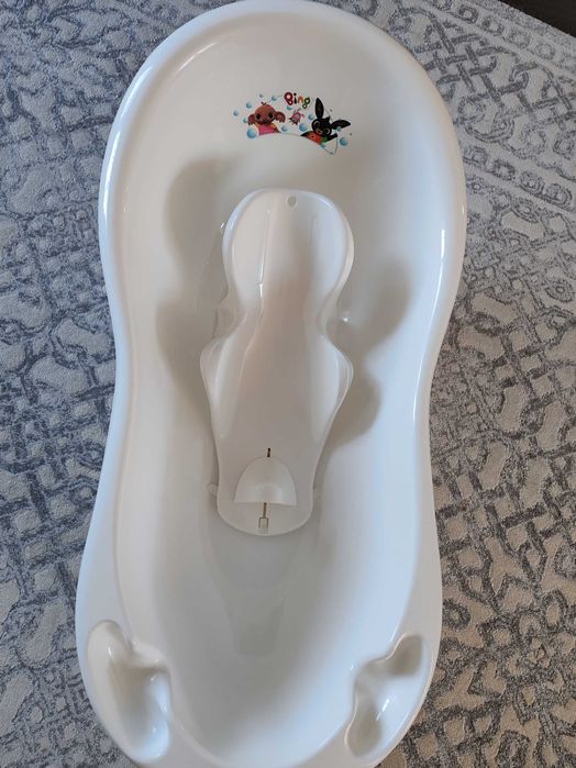 Cada bebe cu suport anatomic reglabil