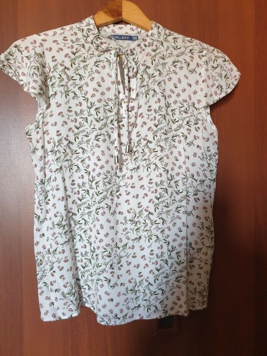 Продаются  женская одежда